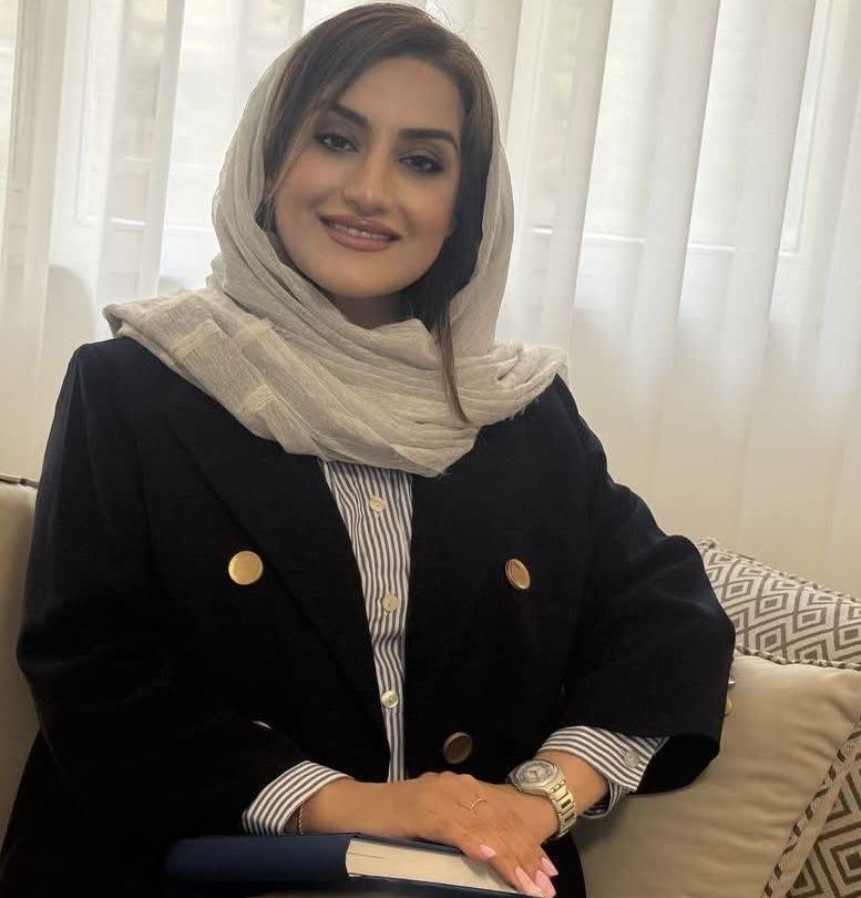 ناهید همزله وکیل پایه یک دادگستری